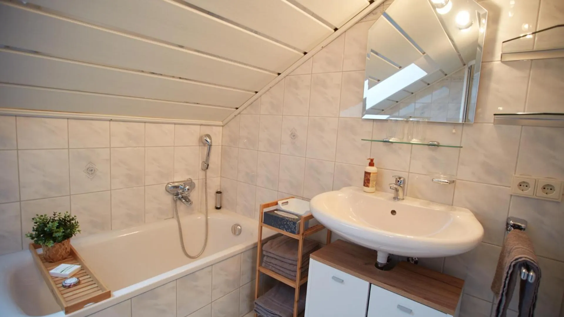 Angernest Apartment Elfershausen